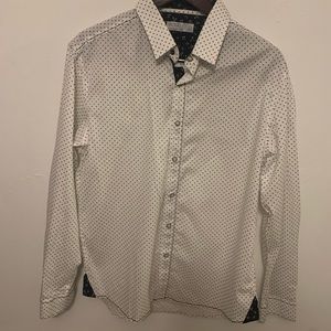 LEVEL TEN - Long Sleeve Collared Button Down Shirt